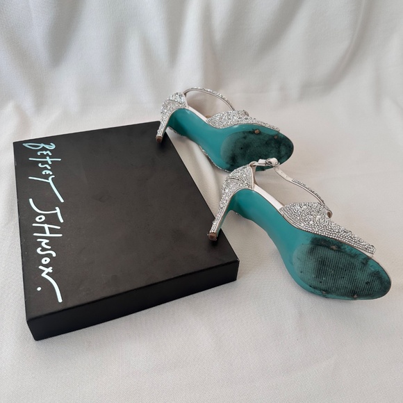 Show stopping Betsy Johnson jewelled heels. - Picture 4 of 6